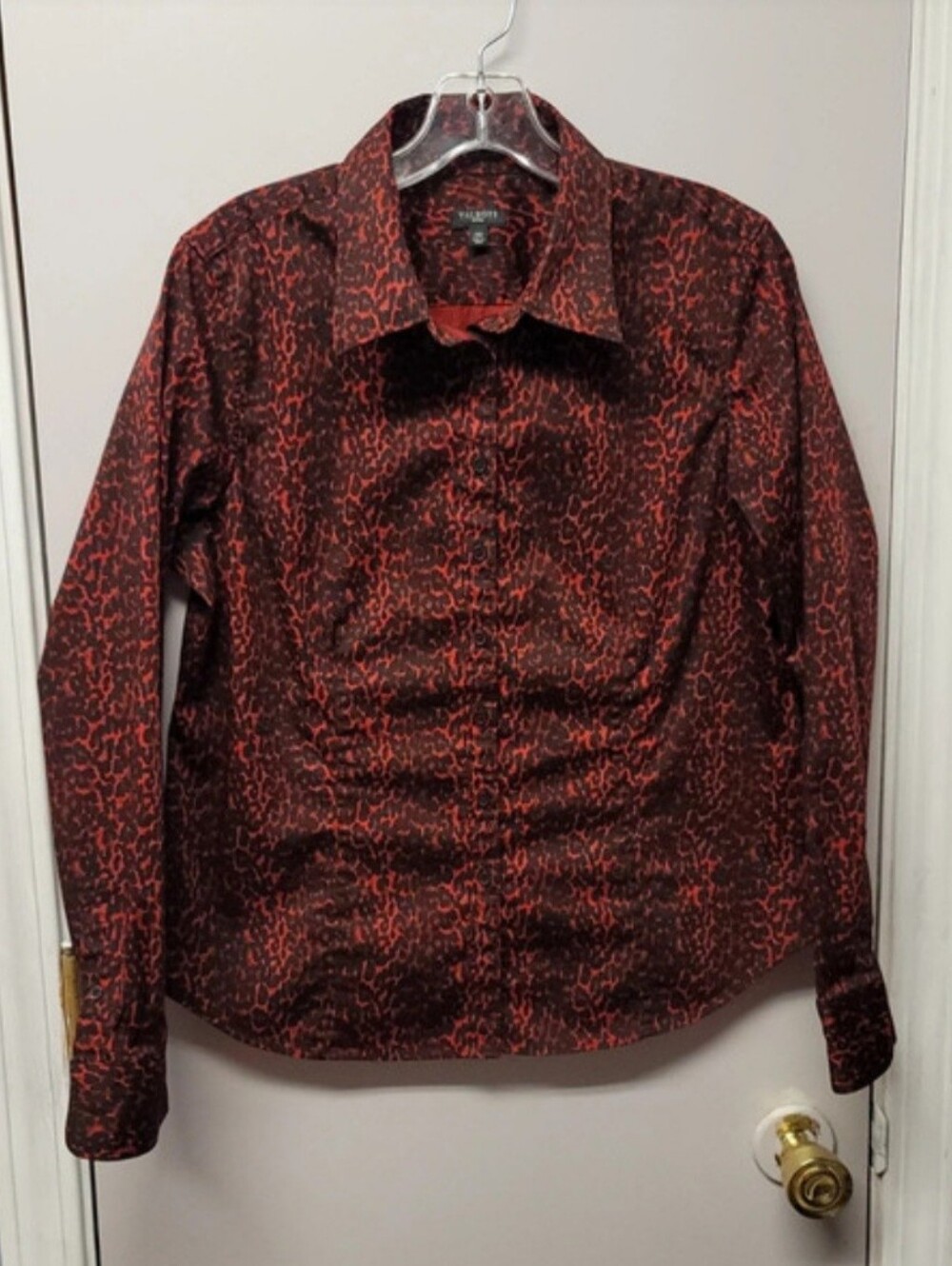 Talbots 14 /Large Petite Long Sleeve Red & Black Leopard Print Stretch ShirtTalb